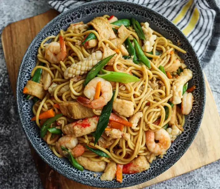 Seafood Noodles